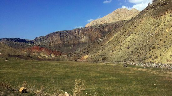 Basaltstrukturen, Landschaft westlich von Maku, auf dem Weg zur Qarah Kelissa, dem Sankt Thaddäus Kloster bei Chaldoran.