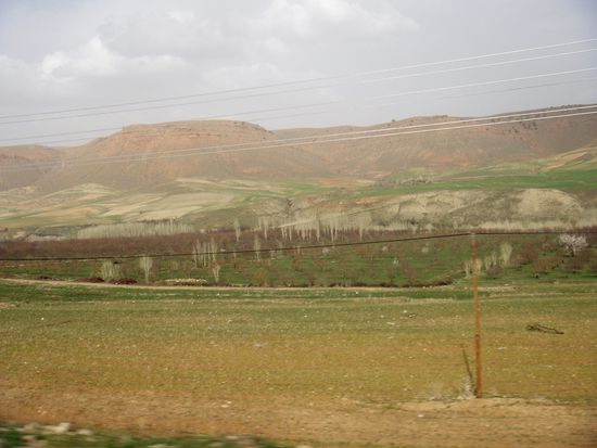 Charakteristische Landschaft bei Takab in der Provinz West-Aserbaidschan.