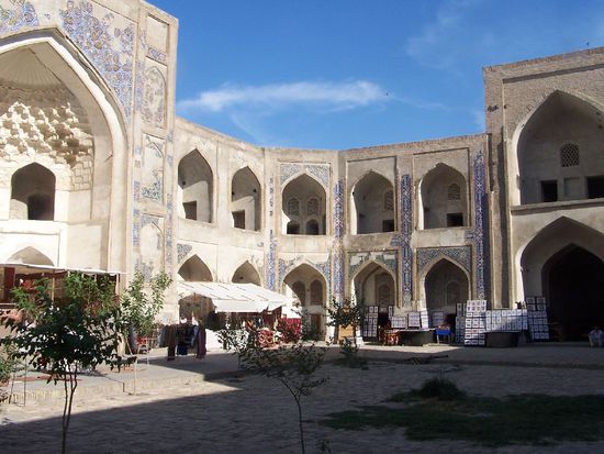 unvollendete Medrese bloss von wem?