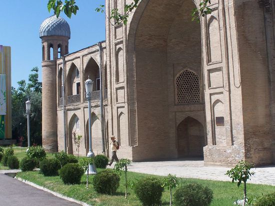 Medrese in Taschkent - voellig ungeschmueckt