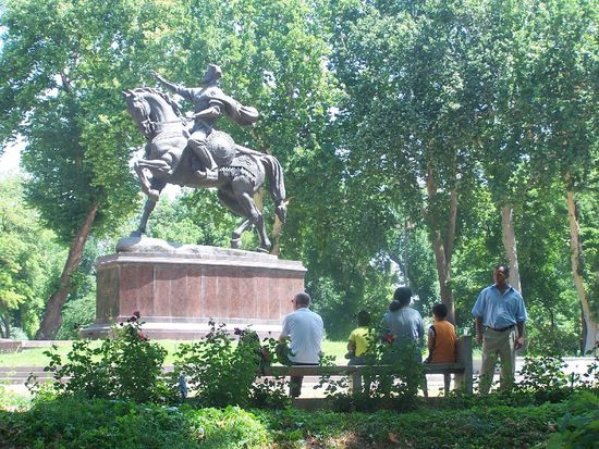 Reiterdenkmal von Amir Temur