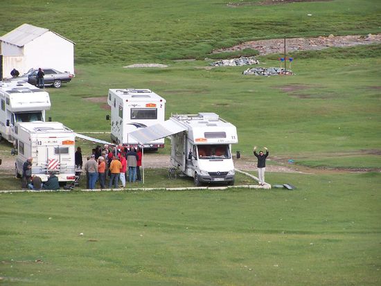 und das Ganze von hoeherer Warte aus gesehen