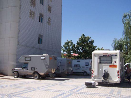 unser Stellplatz in Kashgar Hotel Dungei