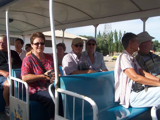 wir fahren hin zur Duene mit den Elektrobus - zu faul zum Laufen bei 36 Grad
