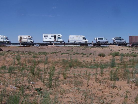 wir warten geduldig auf eine neue Lok