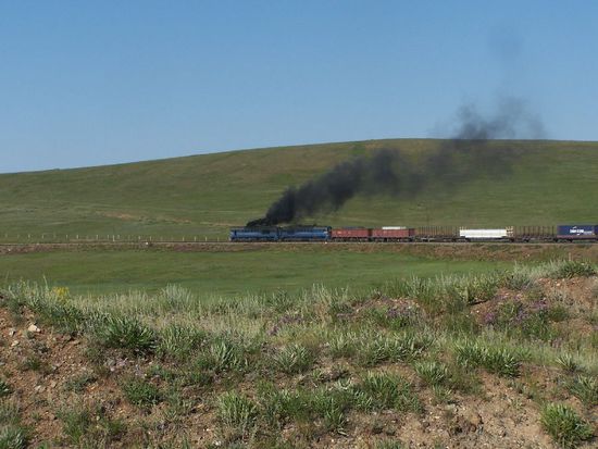 na, schafft die Lok das? Qualm macht sie ja genug
