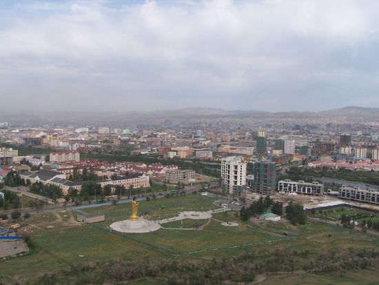 der Blick vom Denkmal ueber die Stadt
