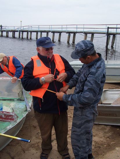 es geht zum Angeln, ist die Weste etwa eingelaufen?