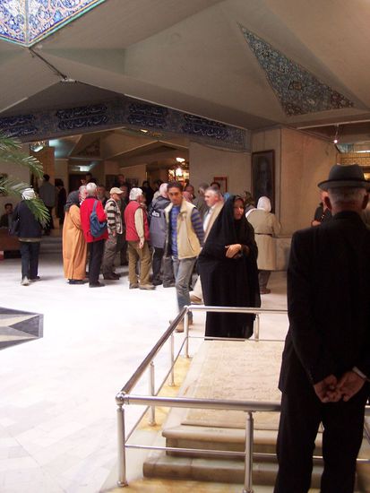 hier liegt der persiche Dichter ? begraben