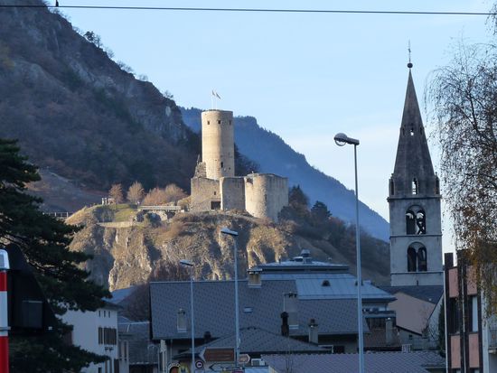 die kleine Stadt Martigny im Wallis in der Schweiz
