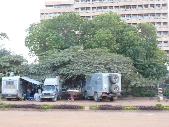 so stehen wir in Khartoum, direkt am Nil