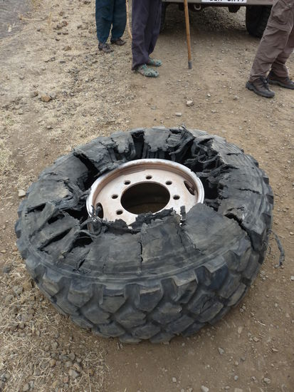 mit dem Reifen kommen wir nicht mehr weit