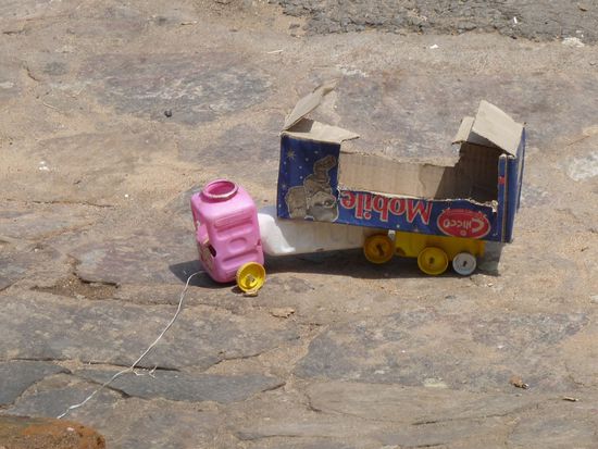 ein LKW - Marke Eigenbau in Afrika