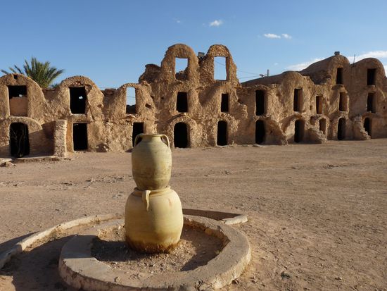 unser Stellplatz in Metameur Ksar