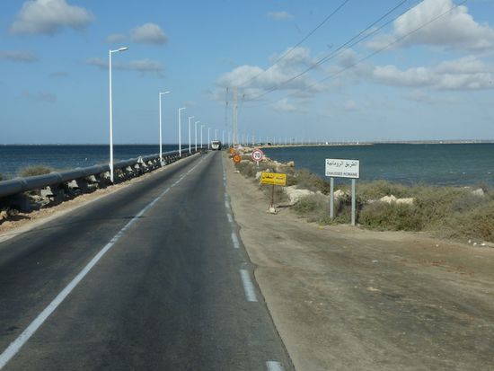 der Damm nach Djerba