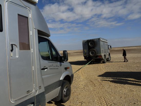 Hans wird abgeschleppt