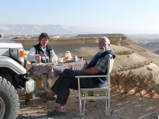Renate und Joachim beim Frühstück
