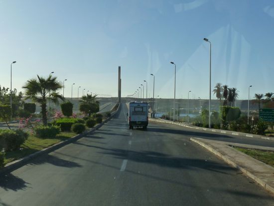 die Hängebrücke von Assuan