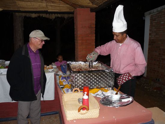 hier wird gegrillt bei Fara in Antsirabe