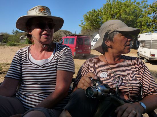 im Madagaskar-Allrad gings zu den Baobabs
