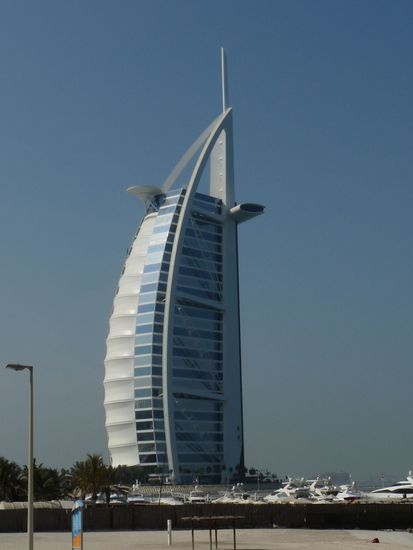 das berühmte Burj Al Arab in Dubai