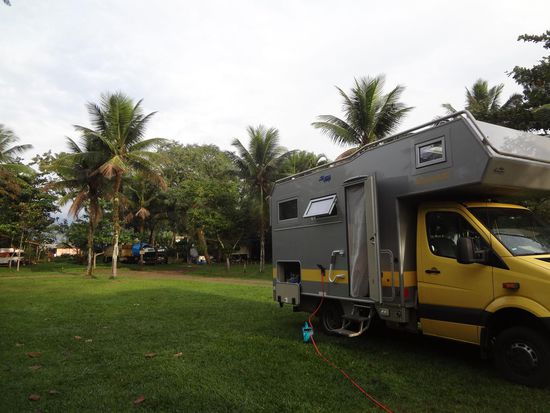 wir fassen noch Wasser und dann gehts los