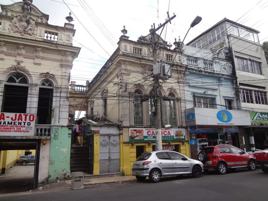 die Häuser haben auch schon bessere Zeiten gesehen