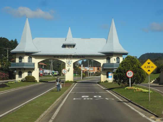 die Einfahrt nach Gramado