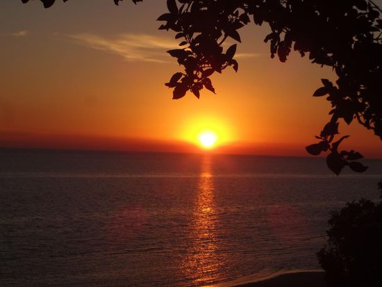 "Wenn auf (Capri) ach nee bei Colonia, die rote Sonne im Meer versinkt