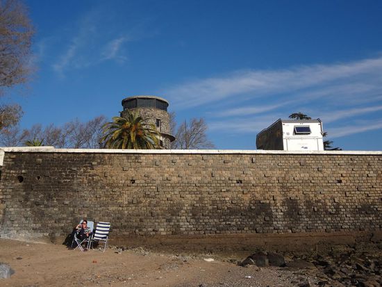 hier stehen wir übeer Nacht und am Nachmittag sonnen wir uns dort