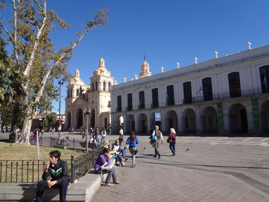 der Cabildo neben der Kathedrale (Stadtrat)