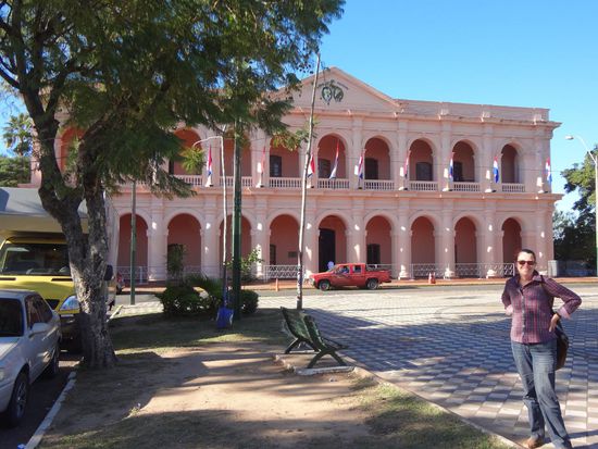 ja besser kann man nicht parken links das Wohni
