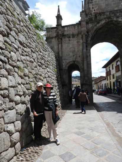 der untere Teil der Mauer ist noch original