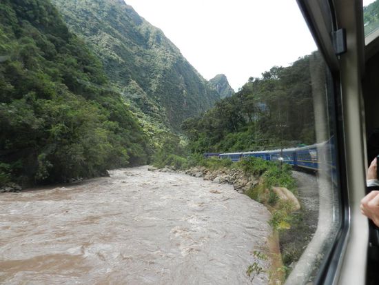 immer entlang des Rio Urubamba nach Macchu Picchu