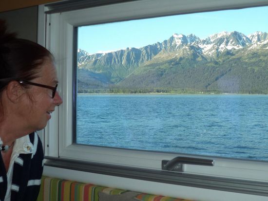 unser Blick aus dem Fenster über den Fjord