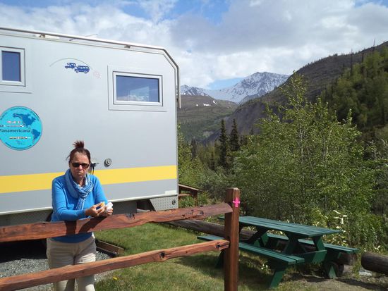 unser Stellplatz mit Blick auf den Gletscher