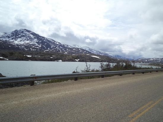 immer am Yukon entlang