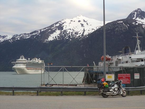 da kommt unsere Fähre