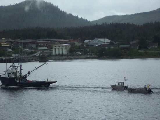 bald erreichen wir Bella Bella