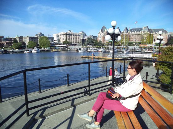 der Blick auf den Hafen und die Stadt