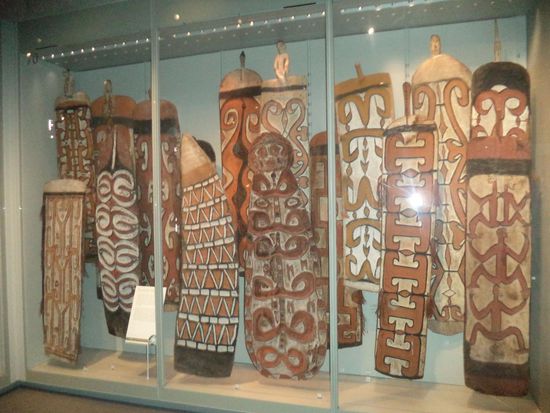 verschiedene Holzschilde