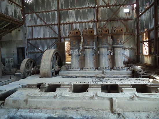 mit diesen riesigen Turbinen wurde Strom gemacht