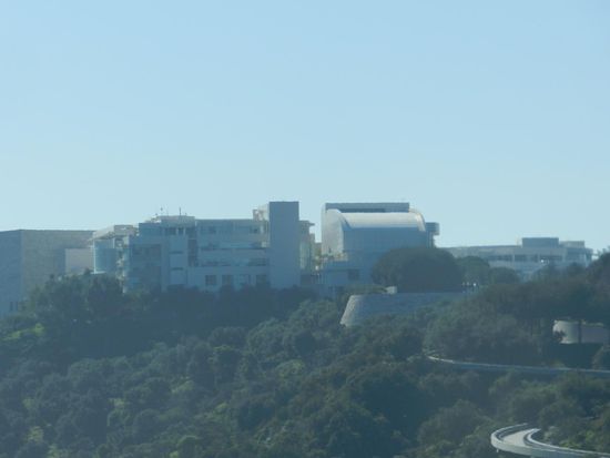 das Getty Museum hoch oben auf dem Hügel