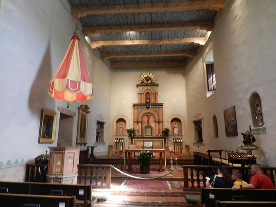 das Innere der Kirche