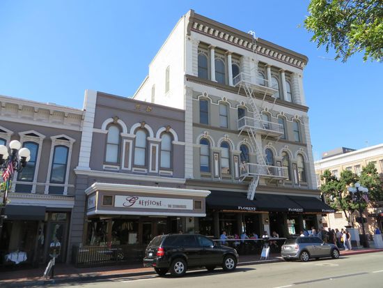 frisch restaurierte Häuser