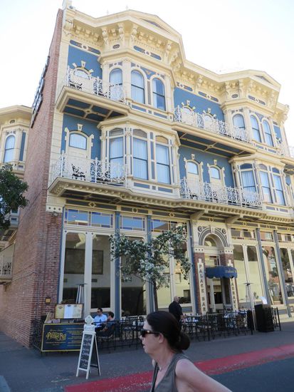 auch hier frisch restauriert