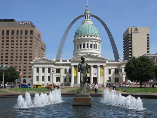 der Arch über dem Court House