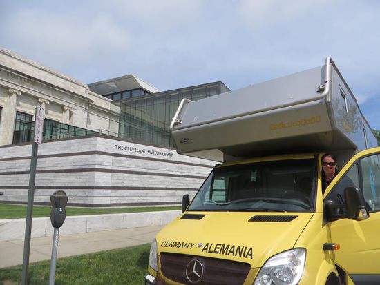 wir parken direkt vor dem Museum