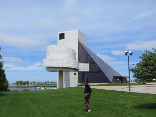 the Hall of Fame - 
Hier sind schon alle Rock- und Popgrößen aufgetreten, wie wir gelesen haben.