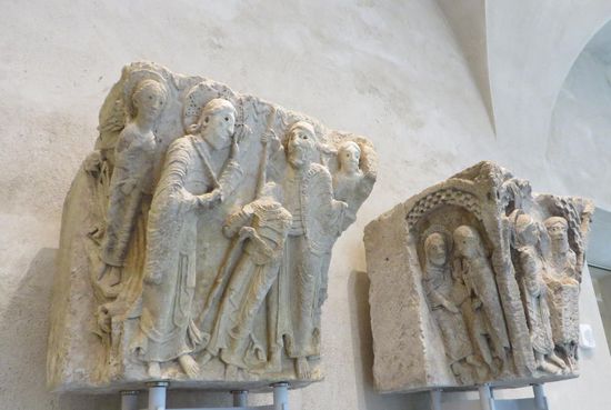 ausdrucksvolle Kapitäle